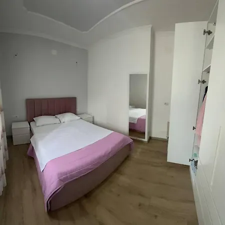 Ecoluxe Tropoja Apartment